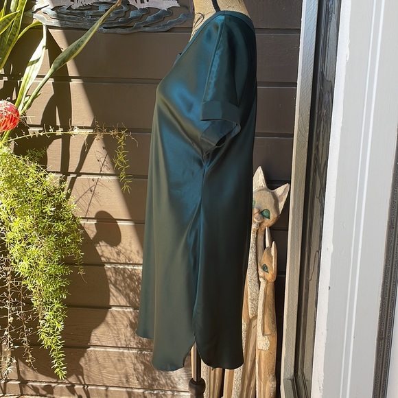 VTG VS Nightgown - Picture 3 of 7